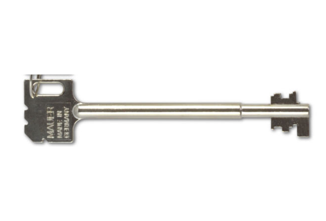 1x Dubbelbaard sleutel, lange steellengte. Totale lengte is max. 135 mm