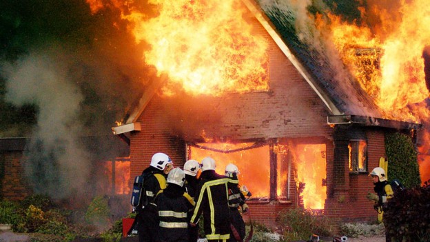 Wat te doen bij brand? Wat te doen bij brand?